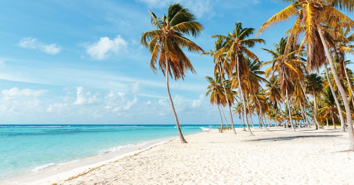 Sailing the Caribbean: A nautical paradise!